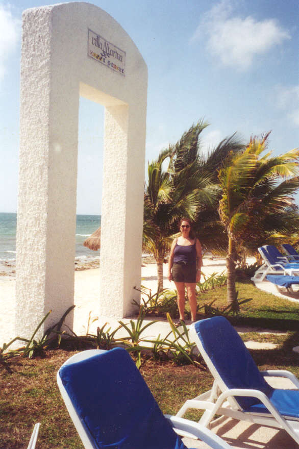 crc_gate.jpg (73143 bytes)